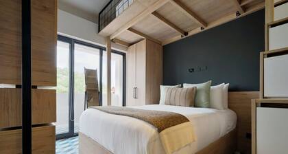 w* | Sophisticated Loft in Santa Ana