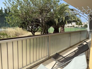 Property grounds - Stylish Studio with Terrace, WiFi & Fully Equipped Kitchen in Balaruc-les-Bains (Balaruc-les-Bains)