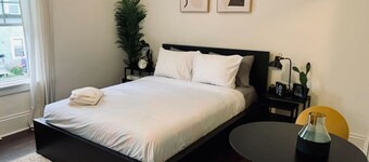 Pet-Friendly, Lovely Studio w/ Balcony