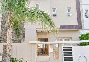 Exterior detail - Villa Indépendante Avec Piscine (Fès)