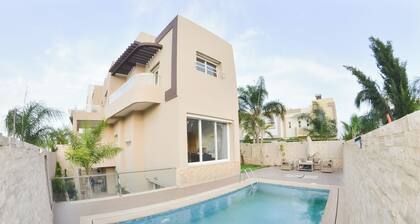 Villa Indépendante Avec Piscine