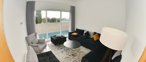 تلفزيون ذكي