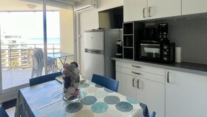 Dining - Stunning apartment with AC and terrace in Canet-en-Roussillon (Canet-en-Roussillon)