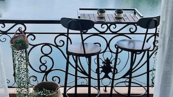 Departamento, vista al lago | Terraza o patio