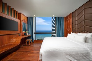 Suite junior | Minibar, escritorio, espacio para trabajar con un portátil