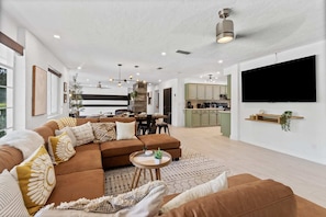 Smart TV, fireplace, video games, offices