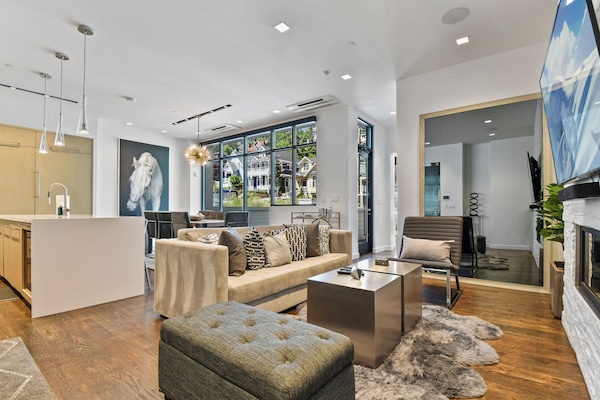 Stylish living room with comfortable furnishings.