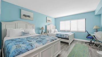 2 bedrooms, iron/ironing board, travel cot, WiFi