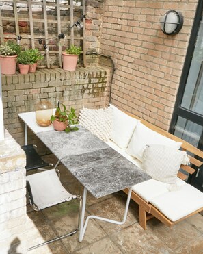 Terrace/patio - Garden apartment in Dalston, London (London)