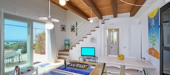 New: Wonderful estate with sea view, infinity pool, padel court