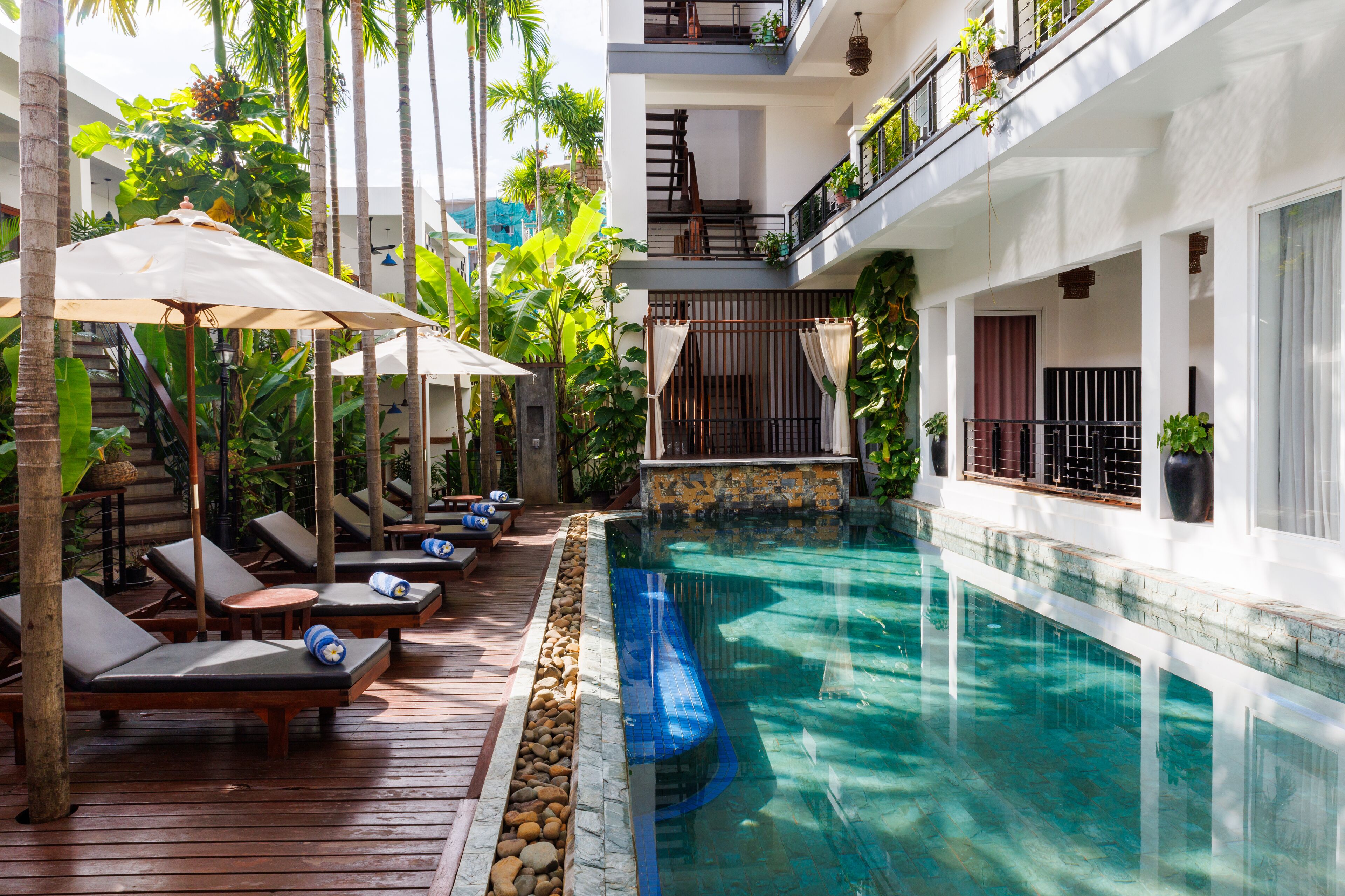 Hồ bơi ngoài trời, mở cửa từ 9:00 đến 22:00, dù/ô trên bãi biển/hồ bơi 