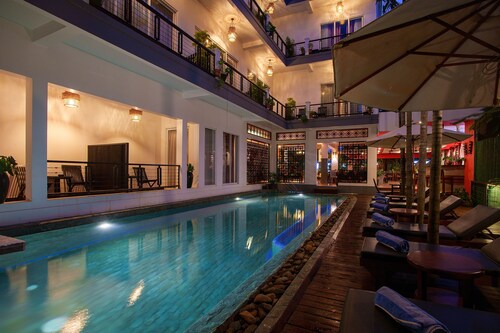 SAKABAN Suite