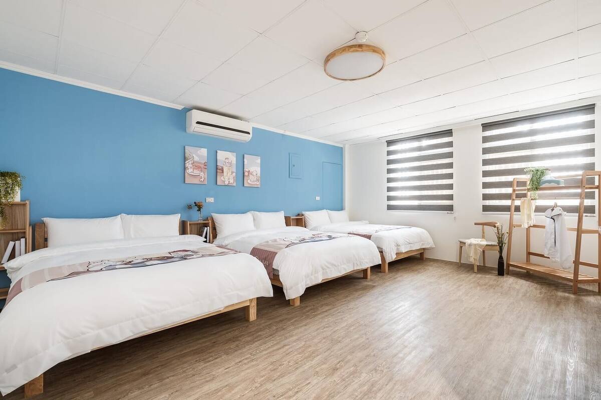 Studiosuite – classic | Dundyner, minibar (inkludert), skrivebord og blendingsgardiner
