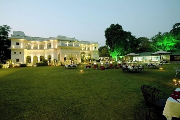 Property grounds - Hari Mahal Palace-By Pachar Group (Jaipur)