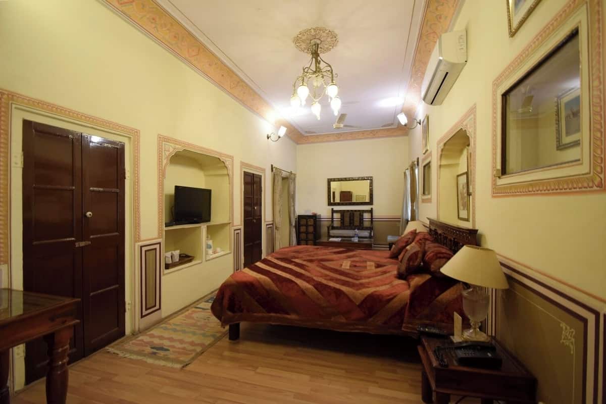 Deluxe Room | 1 bedroom, free WiFi