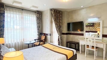 1 habitación, escritorio, wifi gratis y ropa de cama