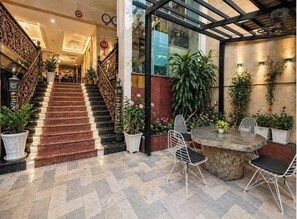Exterior - Pink Suite Saigon Hotel (Ho Chi Minh City)