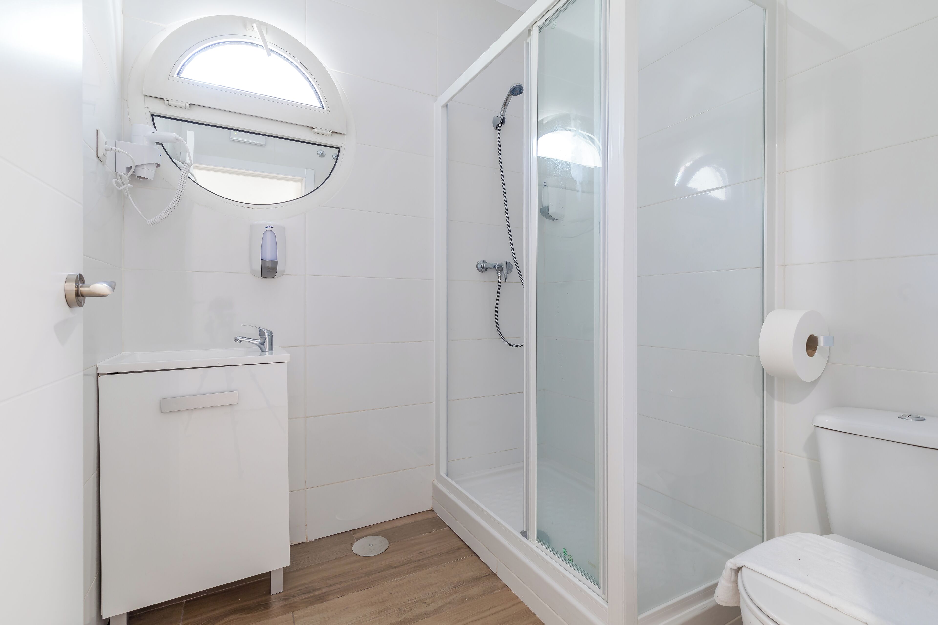 Photo - AYZ Joaquín Pol - Auto check-in property