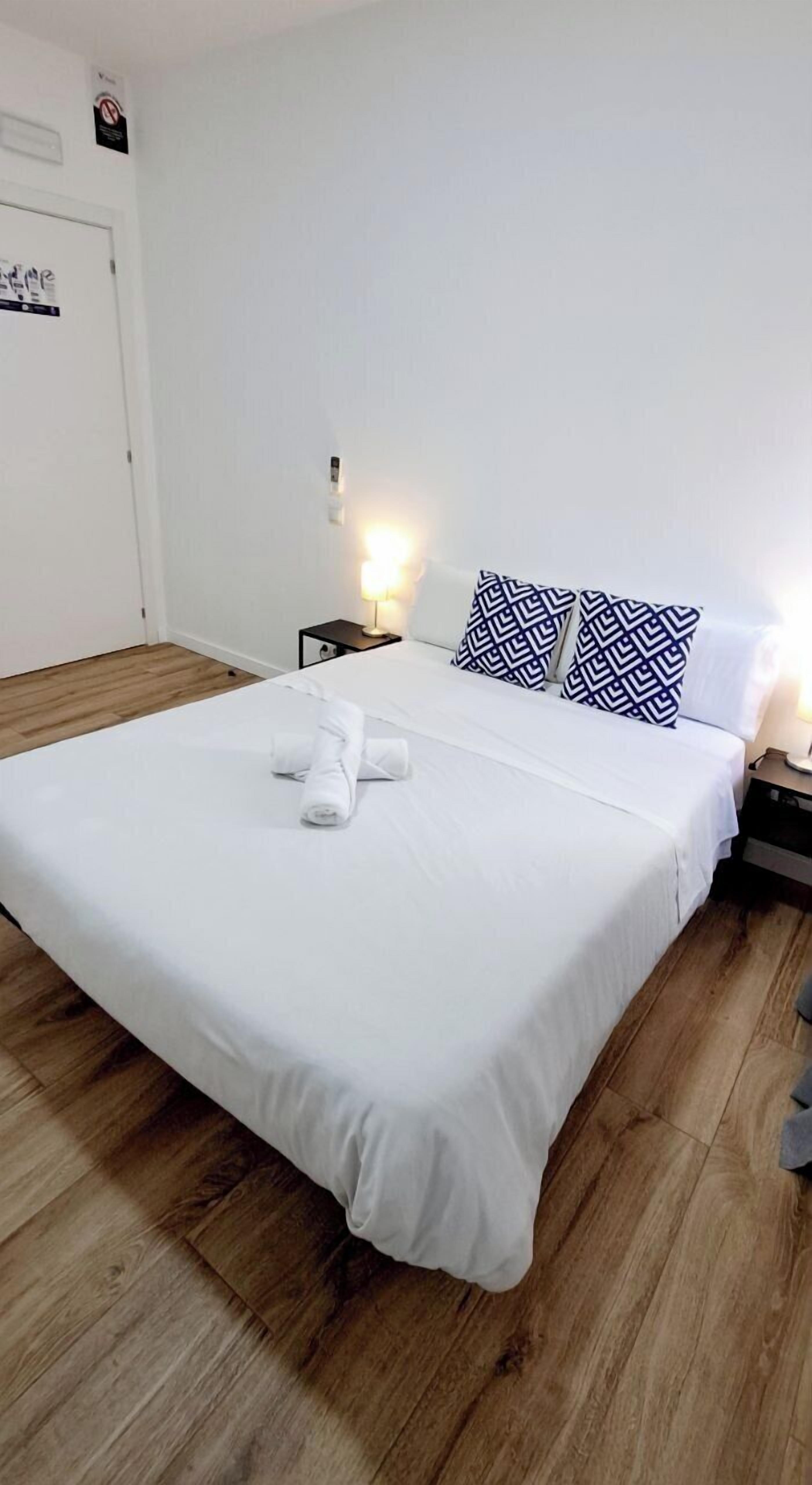 Photo - AYZ Joaquín Pol - Auto check-in property