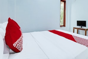 Quarto casal | Escrivaninha, espaço de trabalho para notebook, Wi-Fi de cortesia