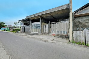 Front of property - OYO 91987 Archery Residence Syariah (Sewon)