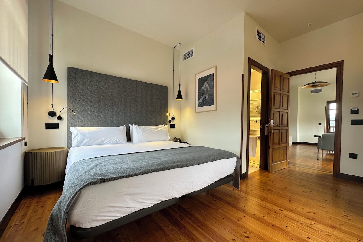 Habitación doble superior | 1 habitación, sábanas de algodón egipcio y ropa de cama de alta calidad