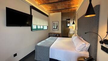 Superior Double Room | Egyptian cotton sheets, premium bedding, in-room safe, desk