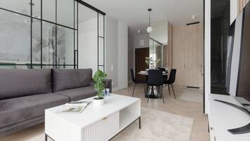 Apartment, 1 Bedroom, Balcony | 1 bedroom, bed sheets