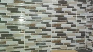 Kamar Double Deluks | Kamar mandi | Shower, pancuran hujan, dan sabun
