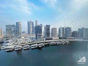 Balcony - Damac Maison Luxury Apt Canal View Business Bay (Dubai)