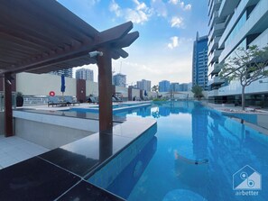 Outdoor pool - Damac Maison Luxury Apt Canal View Business Bay (Dubai)