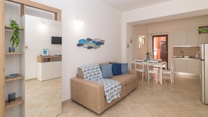 Unclassified image, 4 of 22, button - Appartamento Mirto In The City Center (Santa Teresa di Gallura)