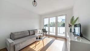 Apartment (18B/5) | Living area | Flat-screen TV - Apartamenty Sun&Snow Baltea (Gdansk)