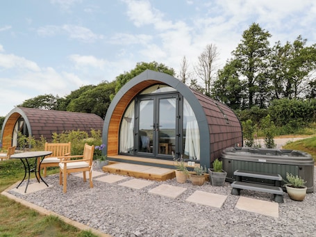 Restaurante al aire libre. Ash