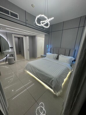 2 bedrooms, iron/ironing board, WiFi, bed sheets - شقه بااطلاله بحريه برج داماك الجوهره (Jeddah)