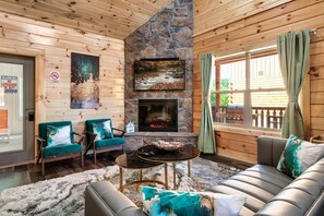 Smart TV, videojuegos y futbolito 