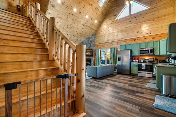 المنشأة من الداخل