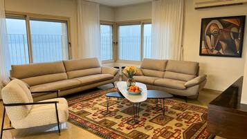 Smart-tv och en stereo