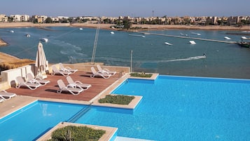 Indoor pool, outdoor pool