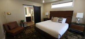 3 室のベッドルーム、アイロン / アイロン台、旅行用ベビーベッド、WiFi