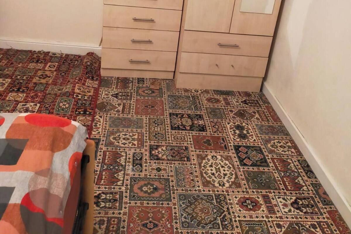 Desk, bed sheets