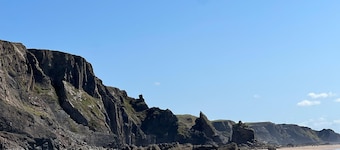 Coombe View Cornwall Holiday Lodge Near Bude. Sea Views. Large Patio Sleeps 6.