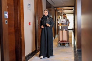 羽绒被、加厚床垫、办公桌、遮光窗帘