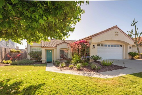 3BR Ranch, Close to Beach, Parks & All Things 5-cities!