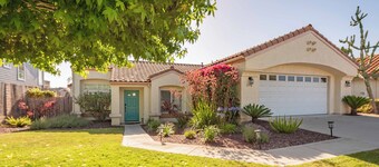 3BR Ranch, Close to Beach, Parks & All Things 5-cities!