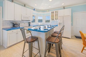 Fridge, microwave, oven, stovetop - Oceanside Home with Hot Tub, Nearby Beach Access, and Grills. A Retreat for All! (Salvo)