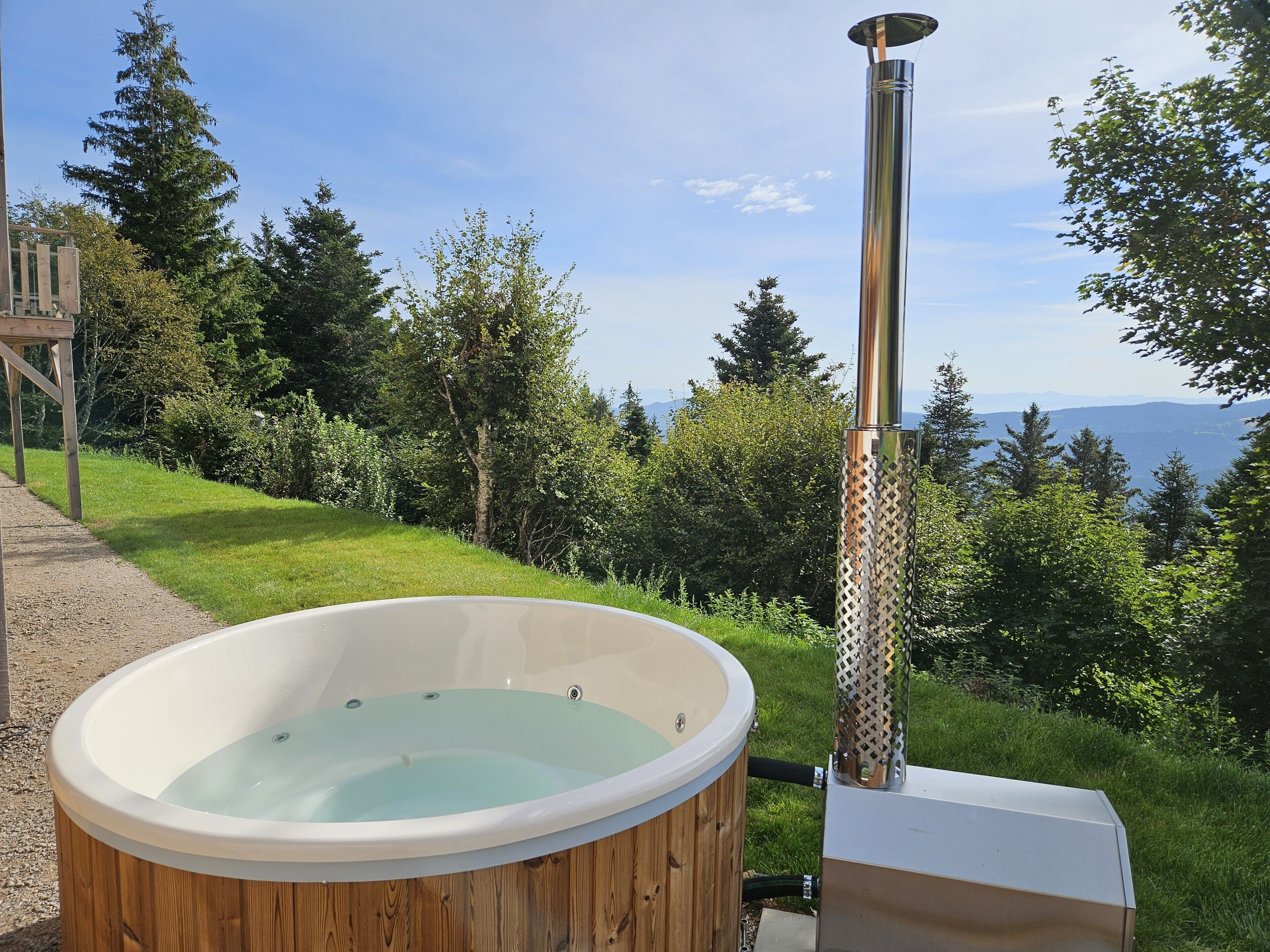 Bain à remous extérieur