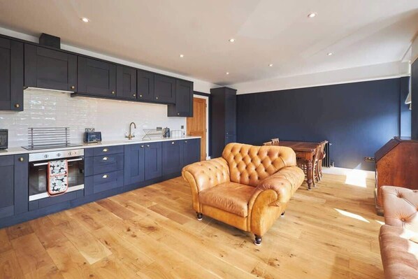 Télévision, espaces bureaux