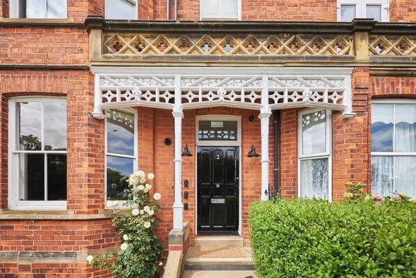 Exterior detail - Host & Stay | Fauna (Whitby)