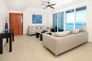 Smart TV - Oceanfront Oasis at Peninsula Grand 13B (San Miguel de Cozumel)